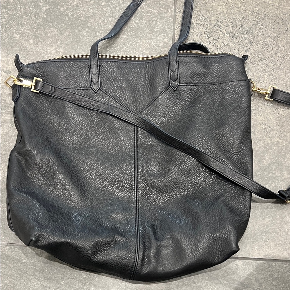 Black Leather Tote Bag with Crossbody Strap
